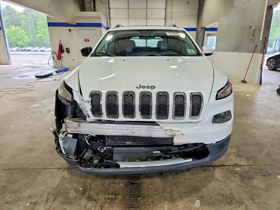 1C4PJMDS3GW226619 2016 JEEP GRAND CHEROKEE-4