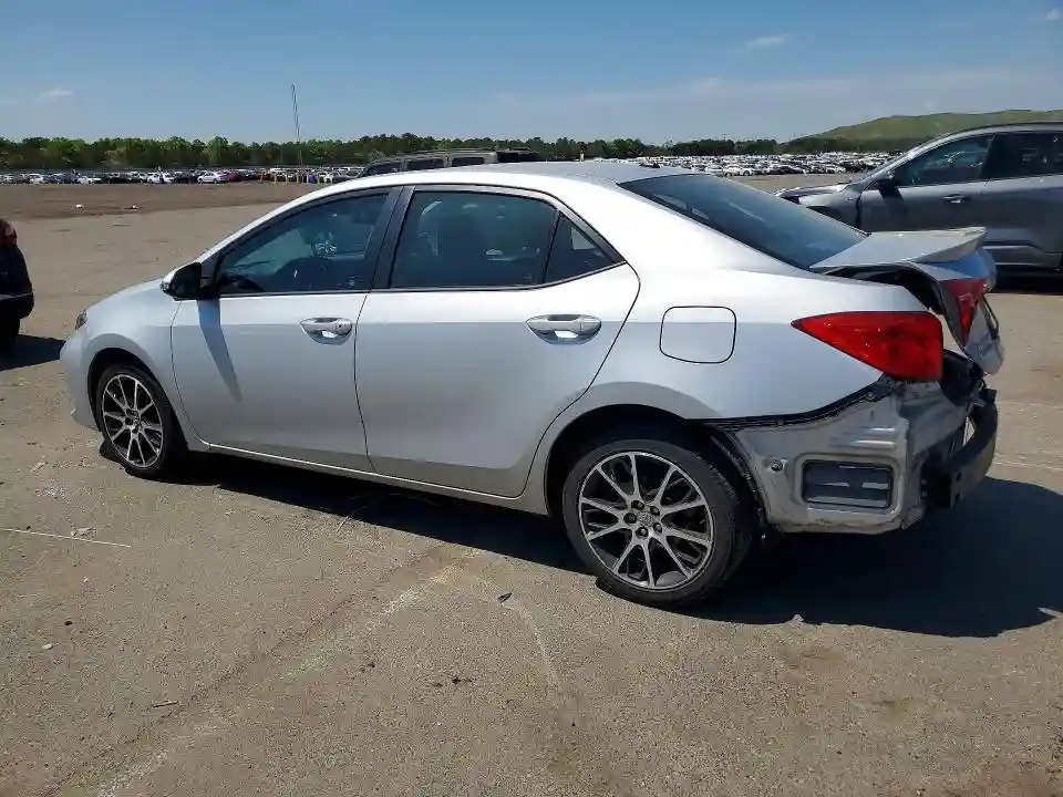 5YFBURHE7HP608794 2017 TOYOTA COROLLA-1