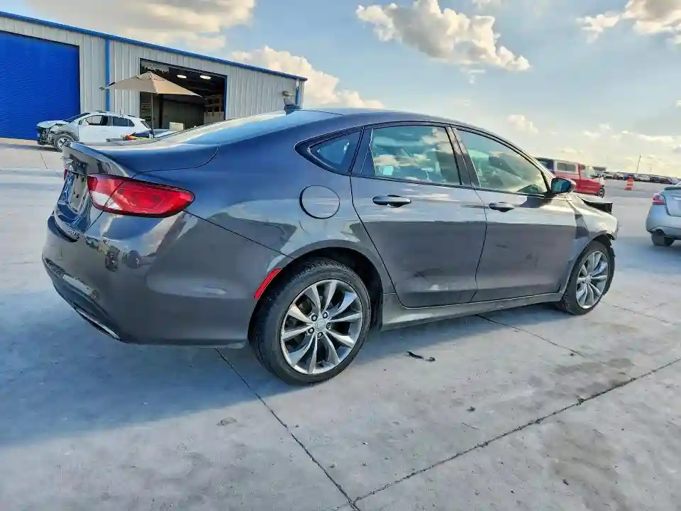 1C3CCCDG7GN135684 2016 CHRYSLER 200-2