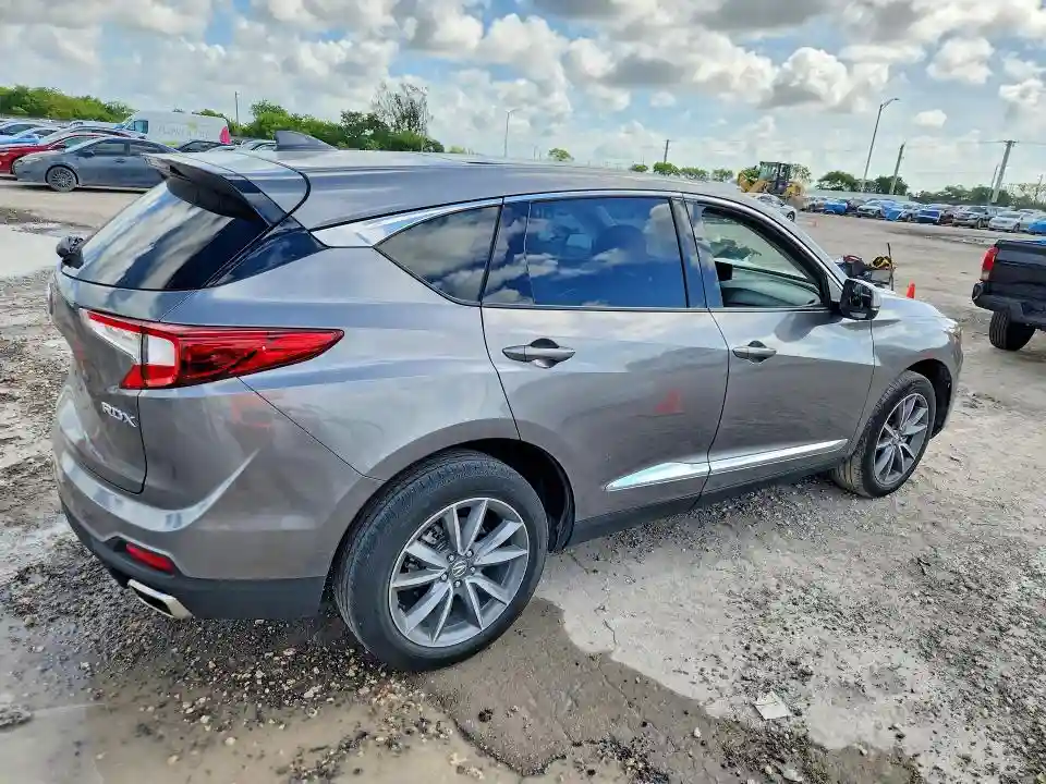 5J8TC1H55PL009085 2023 ACURA RDX-2