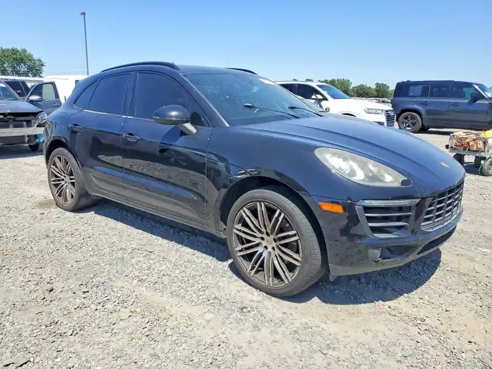WP1AB2A52HLB16149 2017 PORSCHE MACAN-3