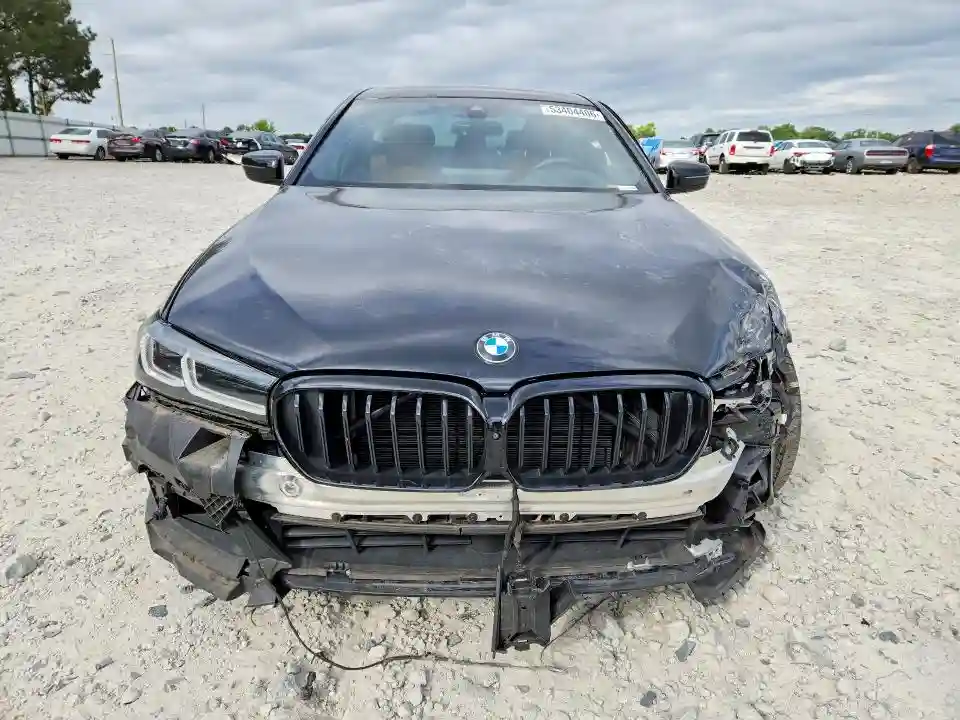 WBA53BJ01MWX34556 2021 BMW 5 SERIES-4