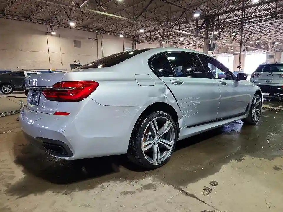 WBA7E2C56KB217513 2019 BMW 7 SERIES-2