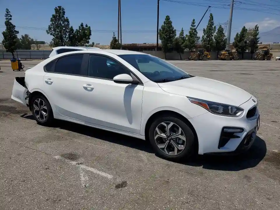 3KPF24AD9LE207544 2020 KIA FORTE-3