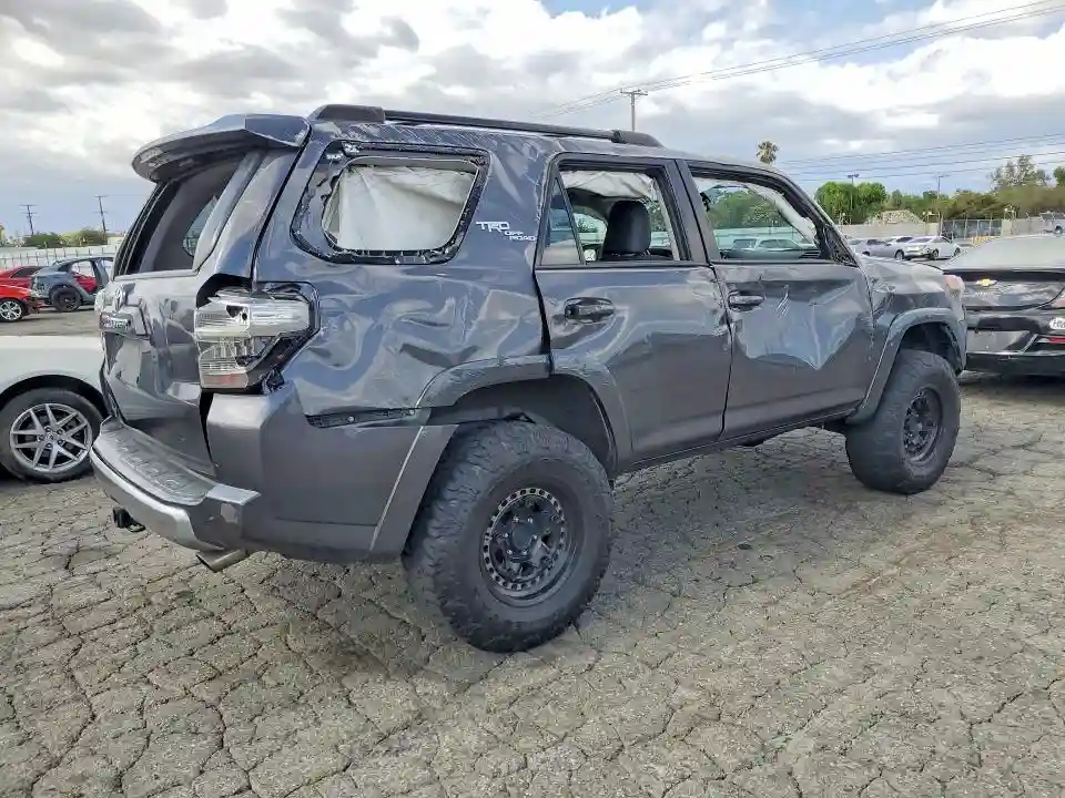 JTEBU5JR7K5709422 2019 TOYOTA 4RUNNER-2