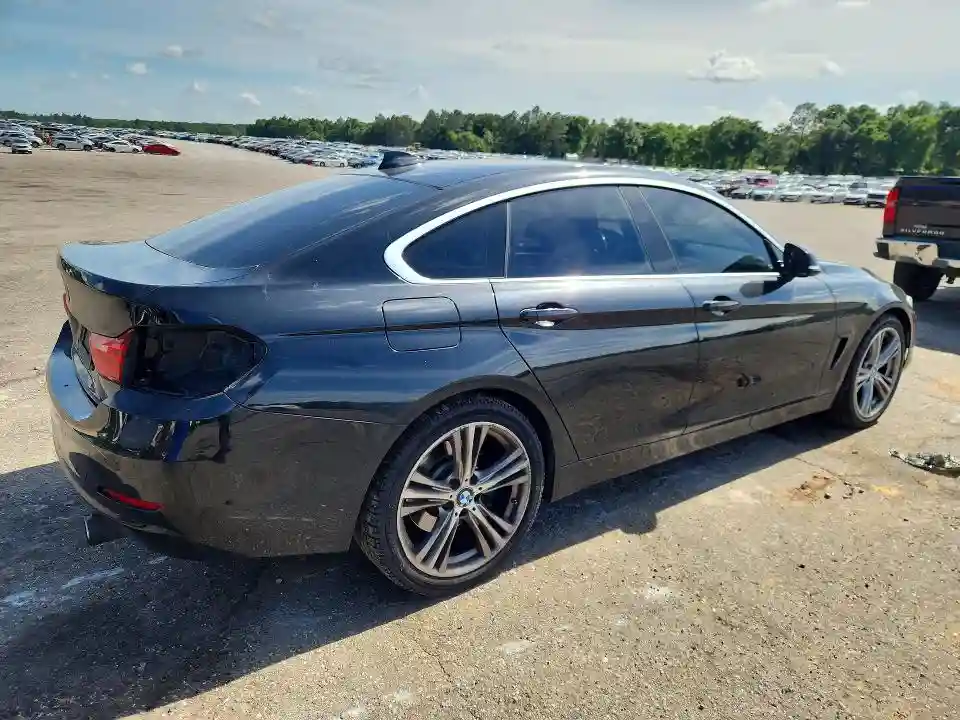 WBA4E5C56HG189325 2017 BMW 4 SERIES-2