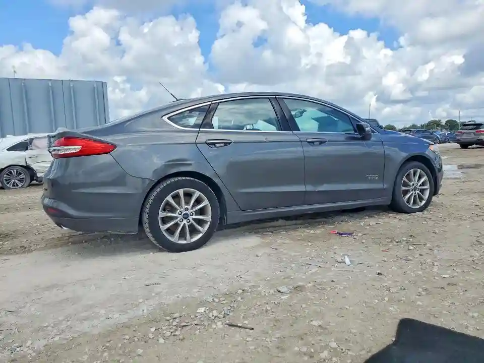 3FA6P0PU1JR130262 2018 FORD FUSION-2