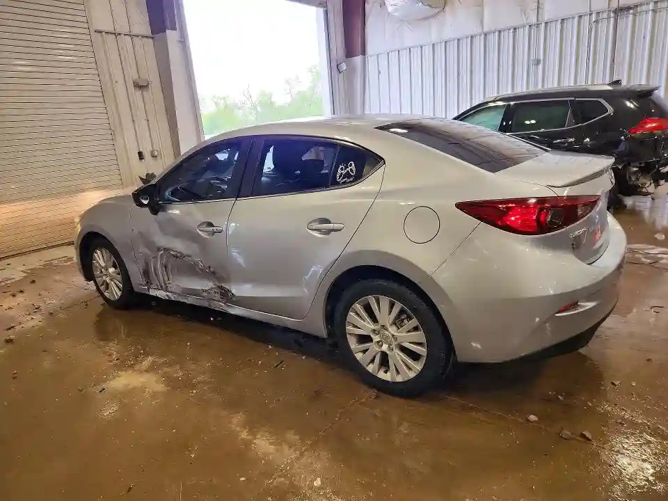3MZBN1V3XJM200849 2018 MAZDA 3-1