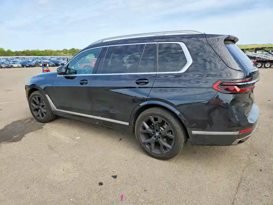 5UX23EM09S9Z32573 2025 BMW X7-1