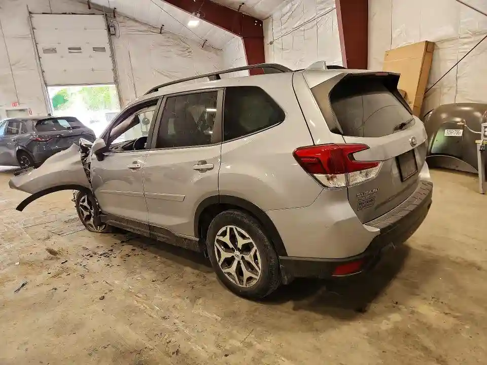 JF2SKAJC7LH474195 2020 SUBARU FORESTER-1