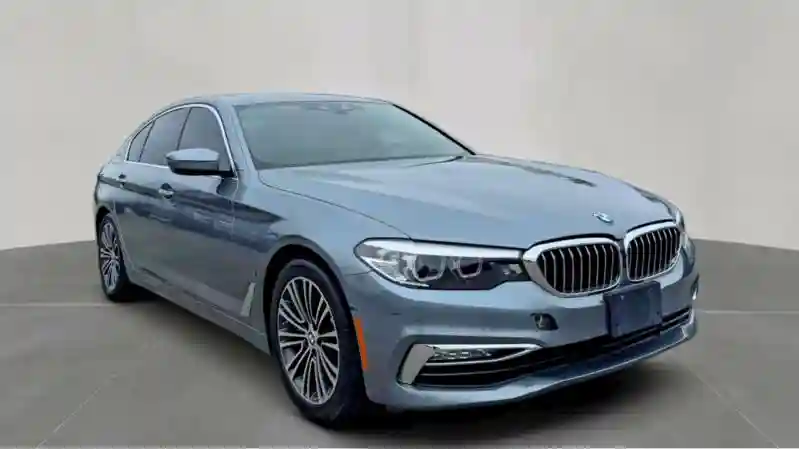 WBAJB1C56JB374403 2018 BMW 5 SERIES-0