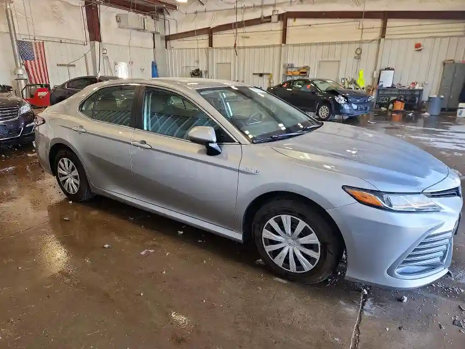 4T1C31AK2MU564091 2021 TOYOTA CAMRY-3