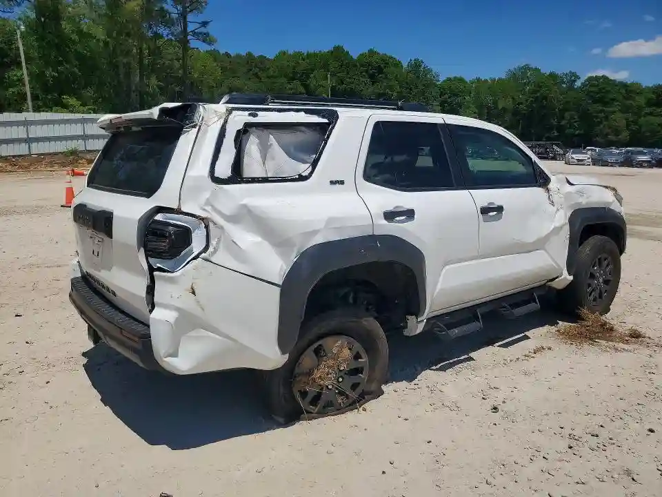 JTEVA5BRXS5056847 2025 TOYOTA 4RUNNER-2