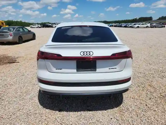 WA12AAGE4NB019900 2022 AUDI E-TRON-5