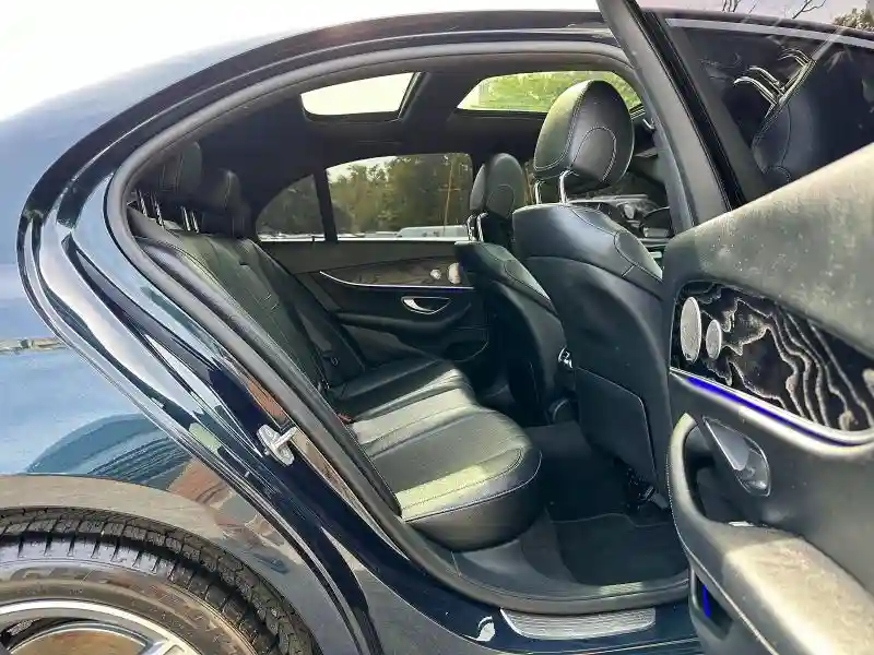 WDDZF4KB7HA028160 2017 MERCEDES-BENZ E-CLASS-4