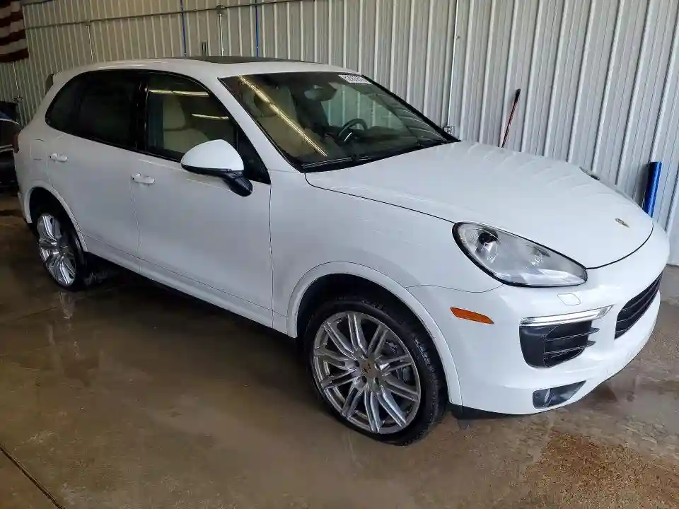 WP1AA2A22JKA07176 2018 PORSCHE CAYENNE-3