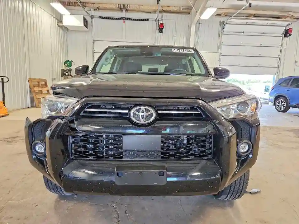 JTEMU5JRXR6282198 2024 TOYOTA 4RUNNER-4