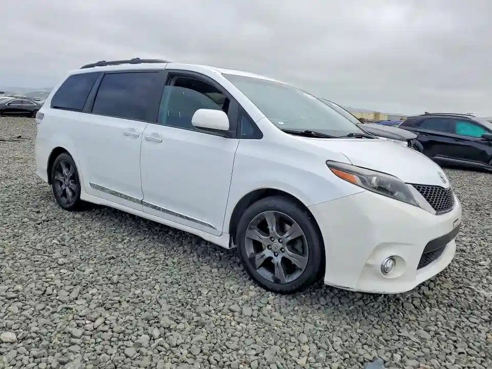 5TDXK3DC8FS586967 2015 TOYOTA SIENNA-3