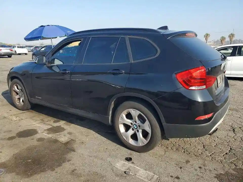 WBAVM1C51FV316023 2015 BMW X1-1