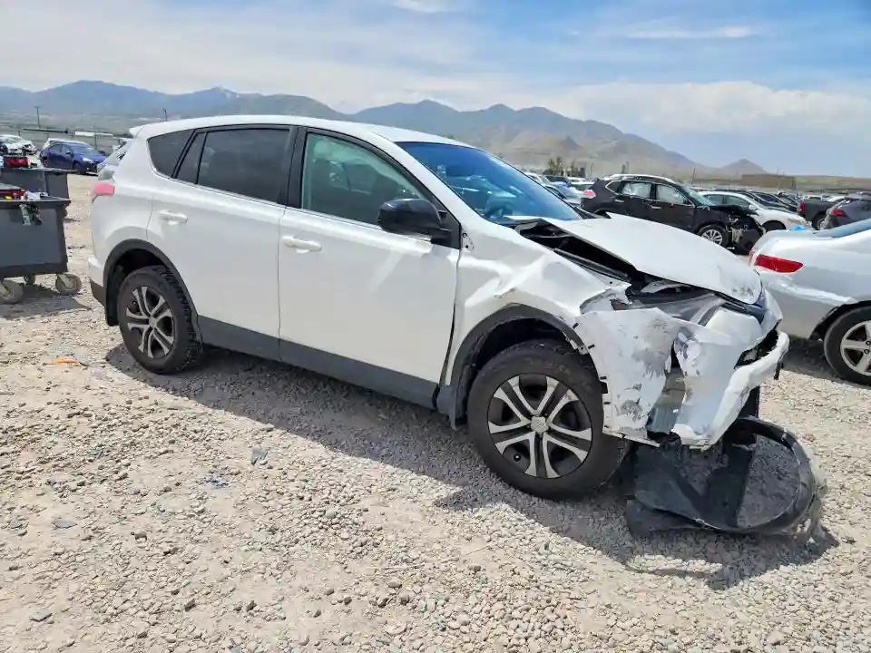 2T3BFREV8JW779189 2018 TOYOTA RAV4-3