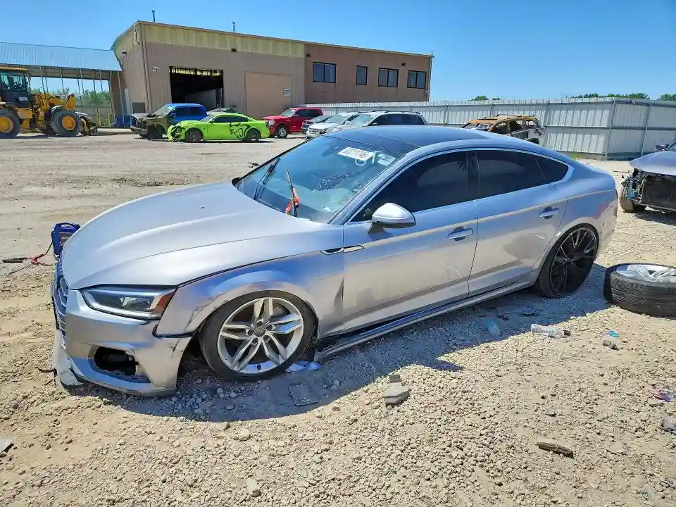 WAUANCF56KA054472 2019 AUDI A5-0