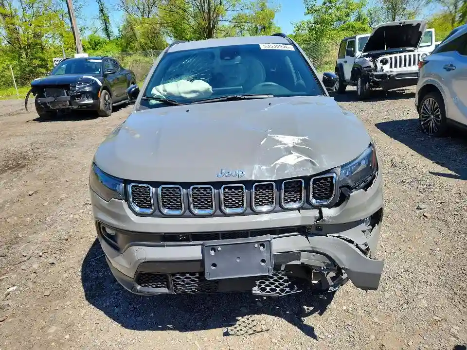 3C4NJDBN7RT607127 2024 JEEP COMPASS-4