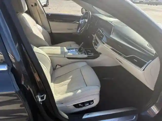 WBA7E2C52GG503997 2016 BMW 7 SERIES-4