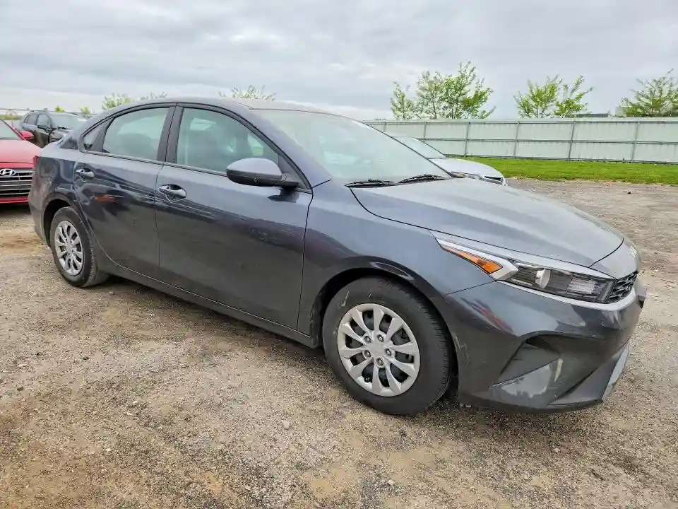 3KPF24AD4PE550347 2023 KIA FORTE-3