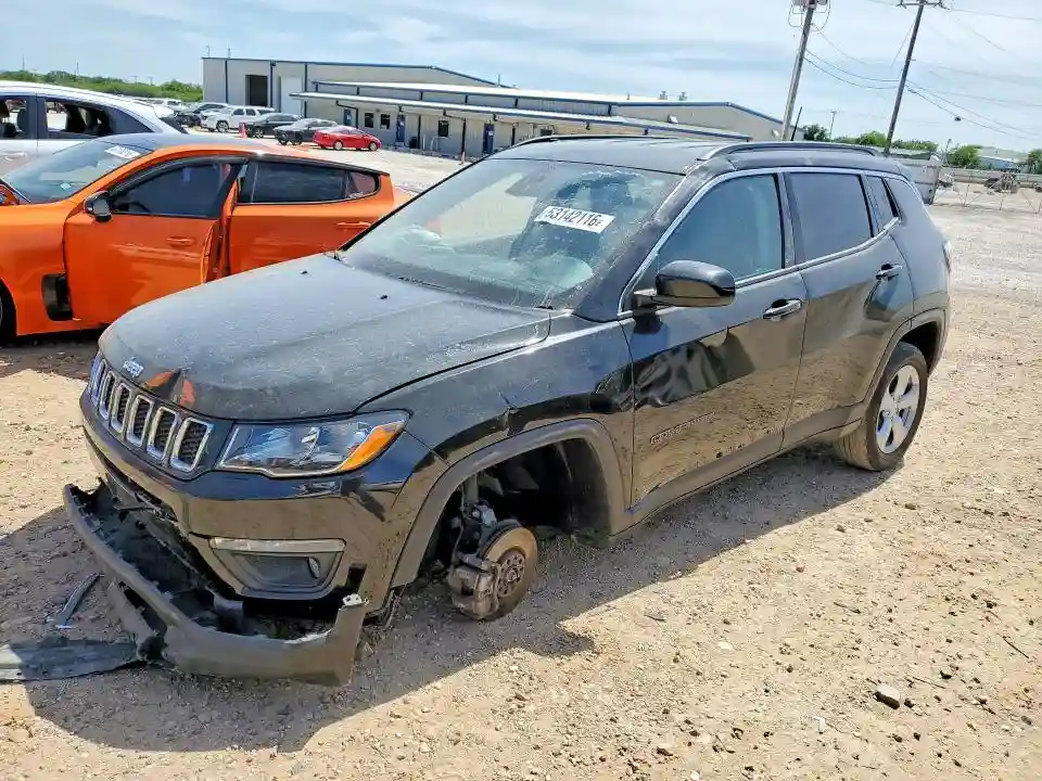 3C4NJDBB9JT116892 2018 JEEP COMPASS-0