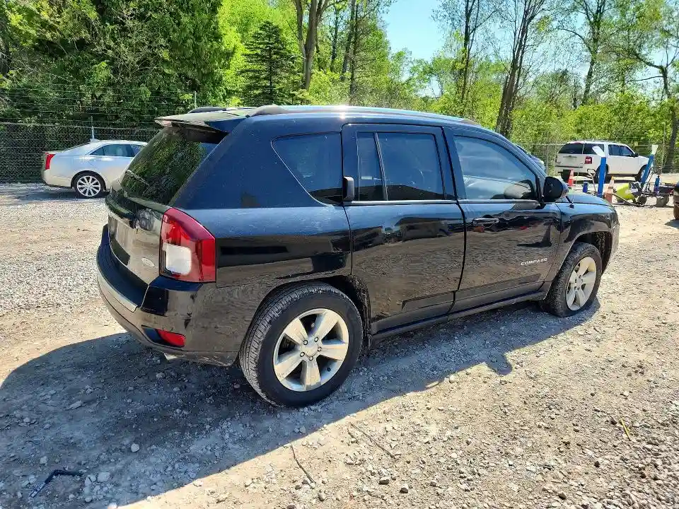 1C4NJDEB4GD723874 2016 JEEP COMPASS-2
