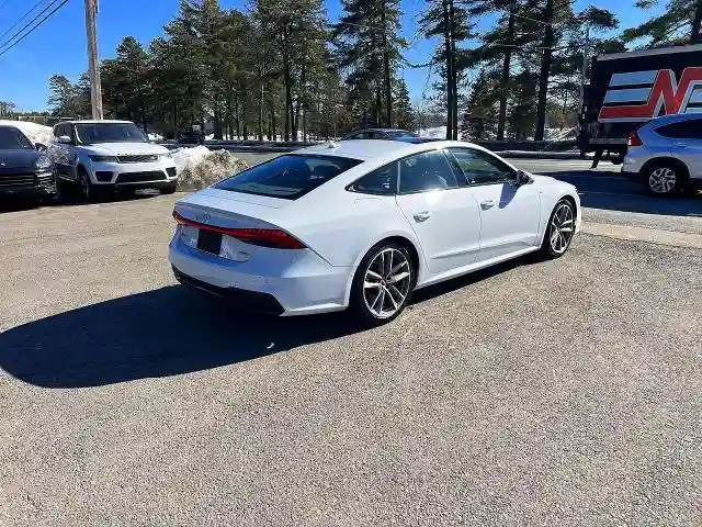 WAUVPBF22MN083202 2021 AUDI A7-3