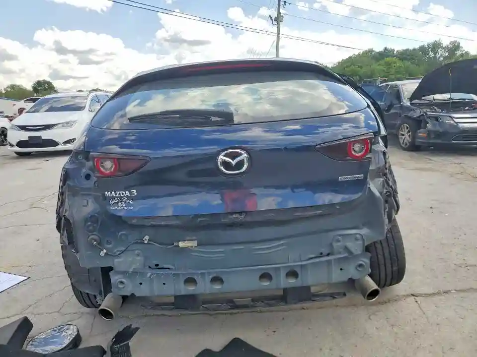 JM1BPAKLXN1510018 2022 MAZDA 3-5