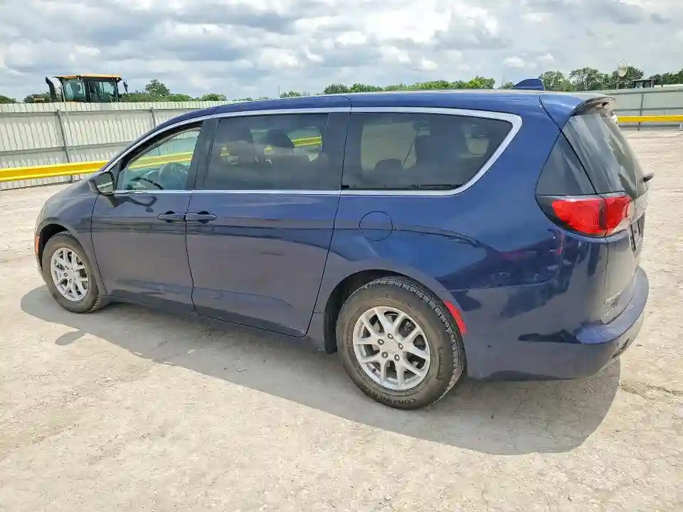 2C4RC1DG9HR553744 2017 CHRYSLER PACIFICA-1