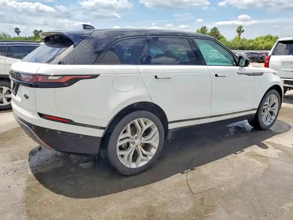 SALYL2RX8JA735867 2018 LAND ROVER RANGEROVER-2