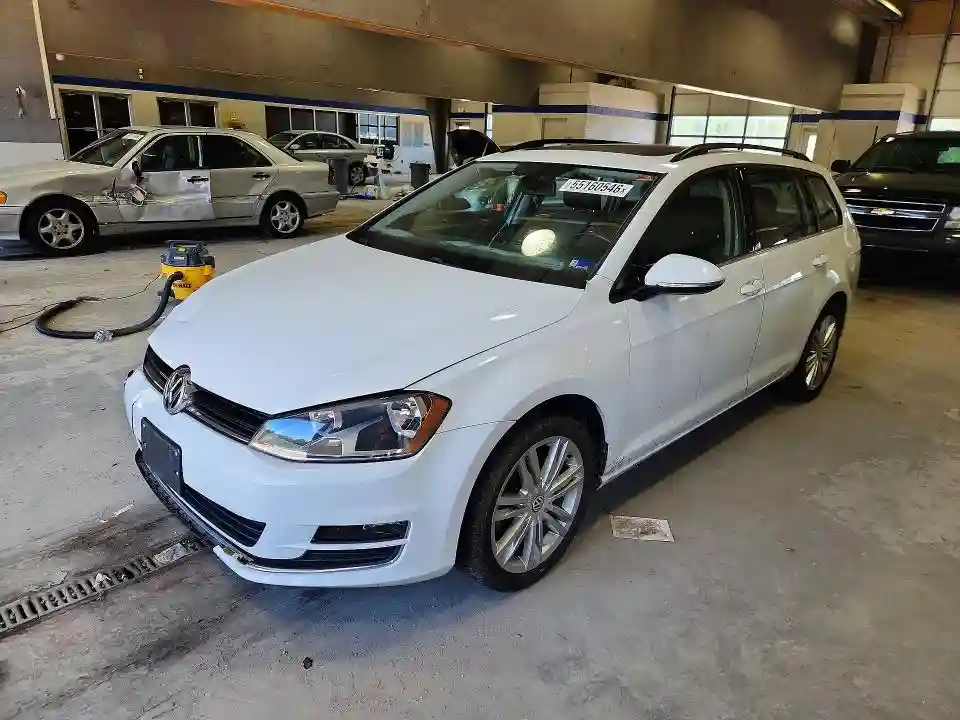 3VWCA7AU1FM516259 2015 VOLKSWAGEN GOLF SPORT-0