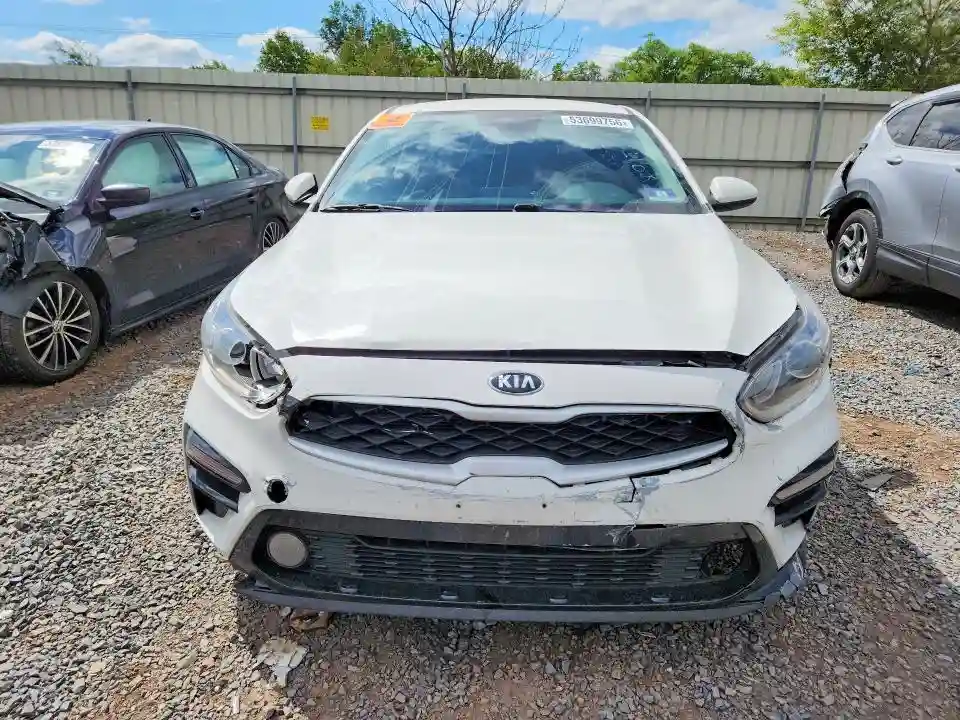 3KPF24AD4KE104742 2019 KIA FORTE-4