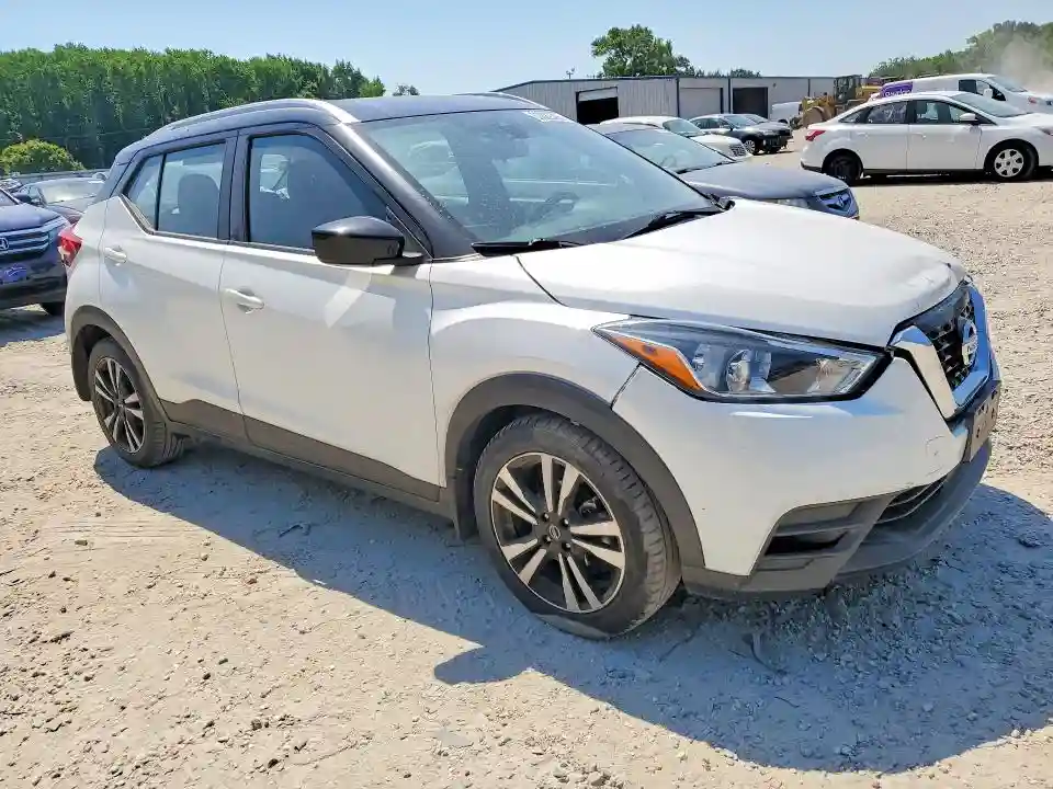 3N1CP5CVXLL572202 2020 NISSAN KICKS-3