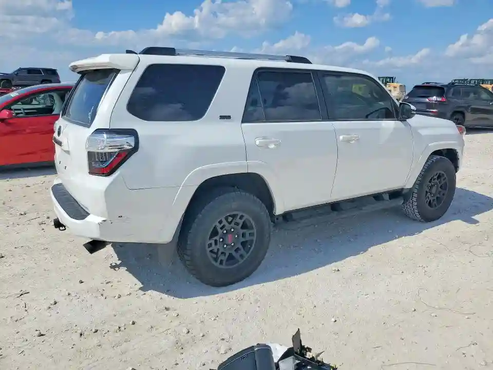 JTENU5JR3R6236670 2024 TOYOTA 4RUNNER-2