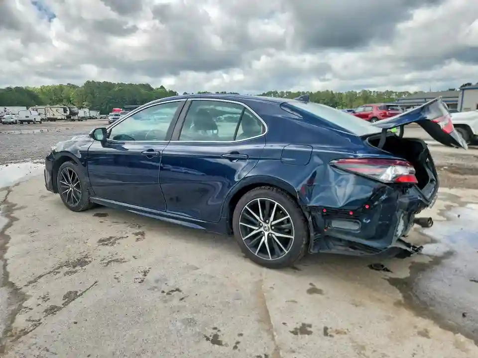 4T1G11AK7MU568354 2021 TOYOTA CAMRY-1