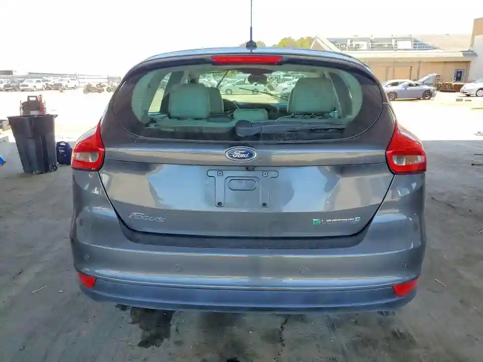 1FADP3R48HL314824 2017 FORD FOCUS-5