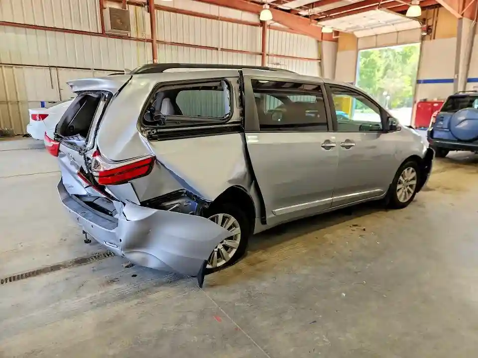 5TDDK3DC7FS094806 2015 TOYOTA SIENNA-2
