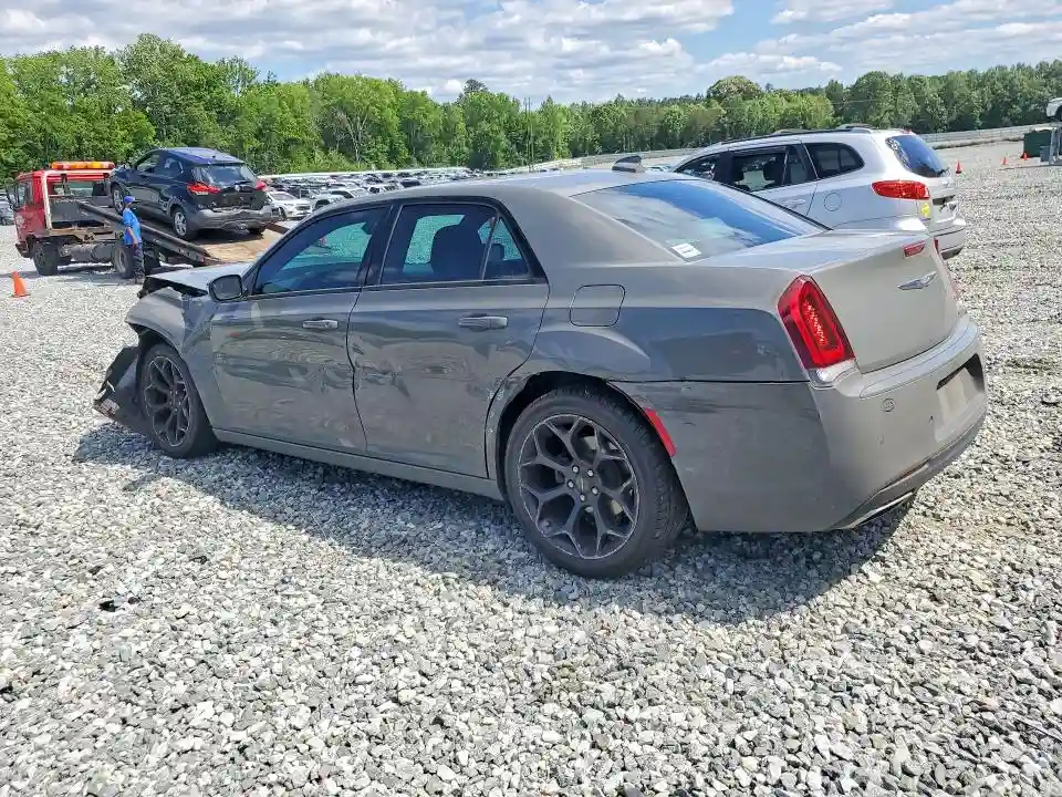 2C3CCABGXKH712510 2019 CHRYSLER 300-1
