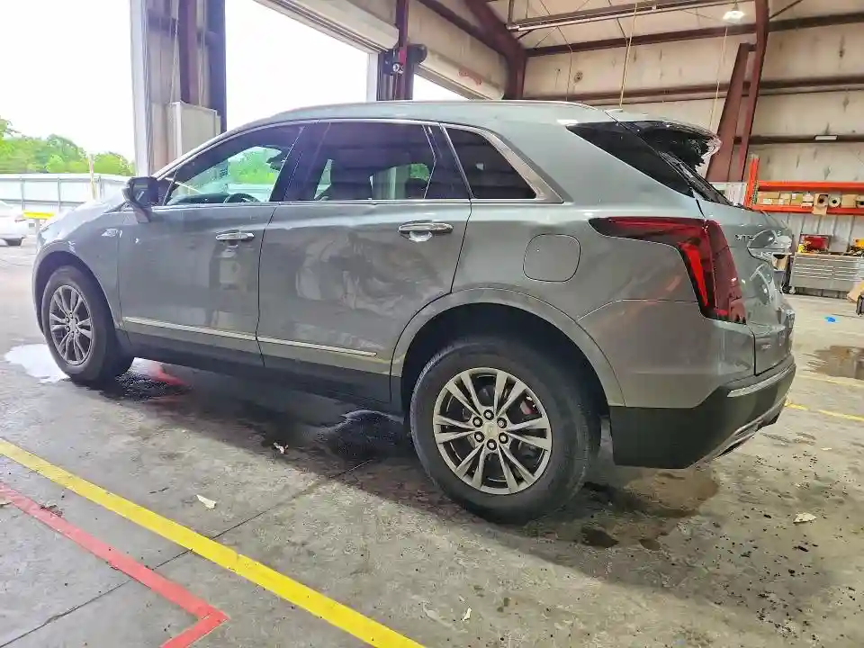 1GYKNDRS6PZ199223 2023 CADILLAC XT5-1