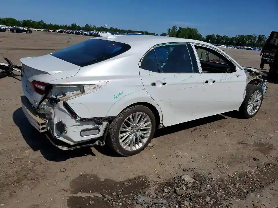 4T1B21HK9JU005136 2018 TOYOTA CAMRY SOLA-2