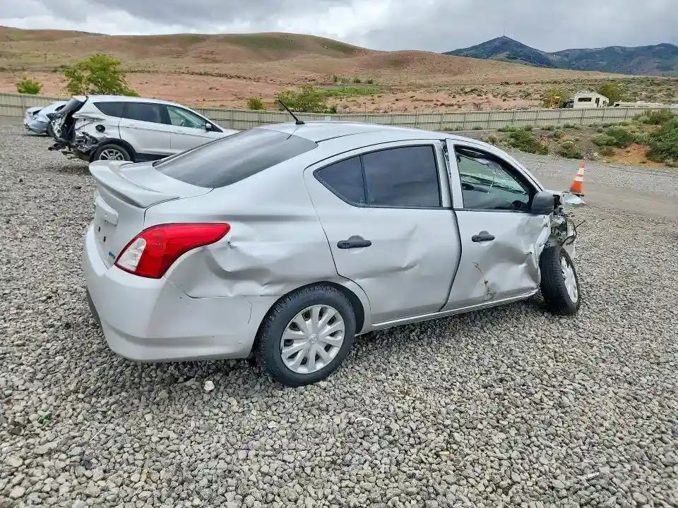 3N1CN7APXFL924317 2015 NISSAN VERSA-2