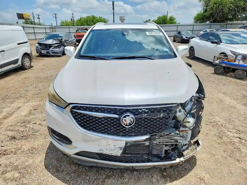 5GAEVCKW5JJ142724 2018 BUICK ENCLAVE-4