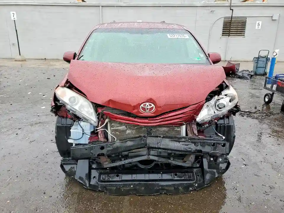 5TDKK3DC4GS716934 2016 TOYOTA SIENNA-4