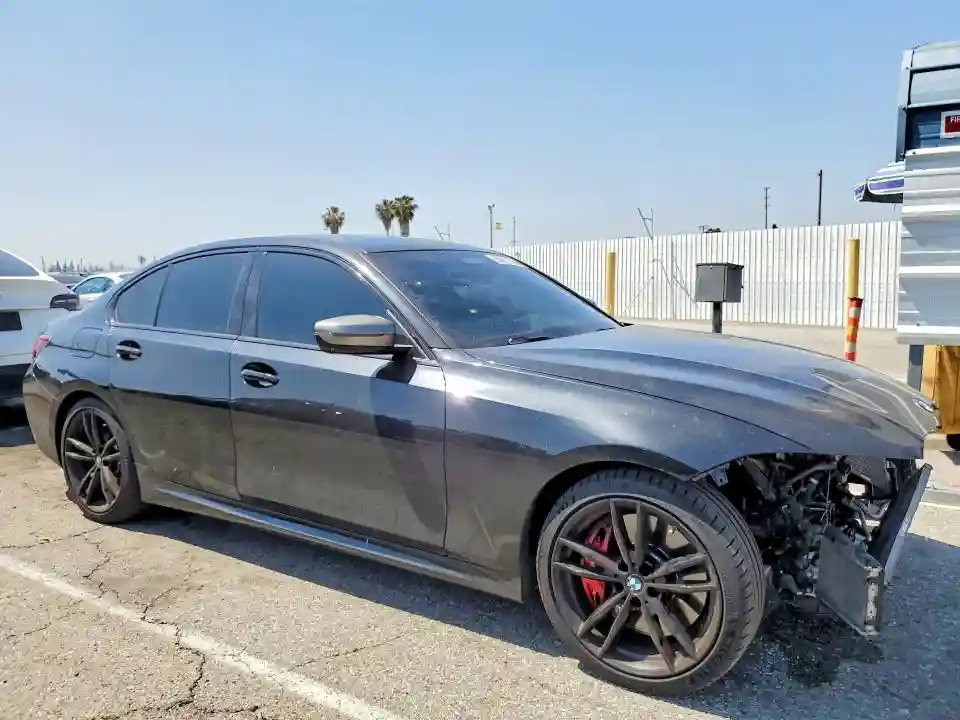 3MW5U7J0XN8C78240 2022 BMW M3-3