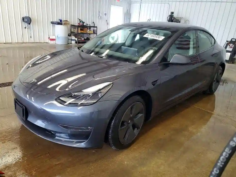 5YJ3E1EB5MF979696 2021 TESLA MODEL 3-0