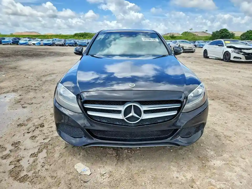 55SWF4JB5JU246804 2018 MERCEDES-BENZ C-CLASS-4